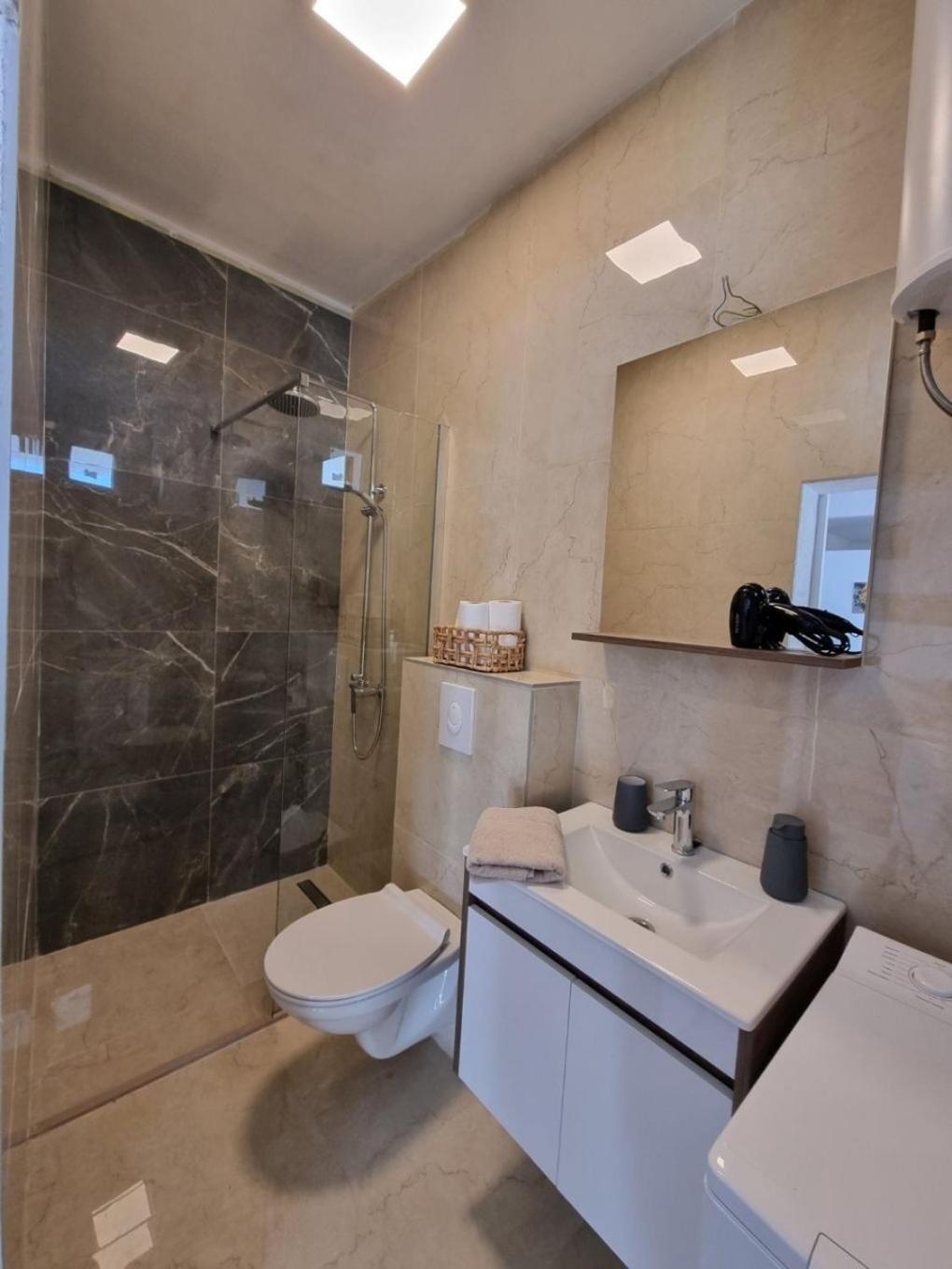 זיווגוסצה Apartments Gogi מראה חיצוני תמונה
